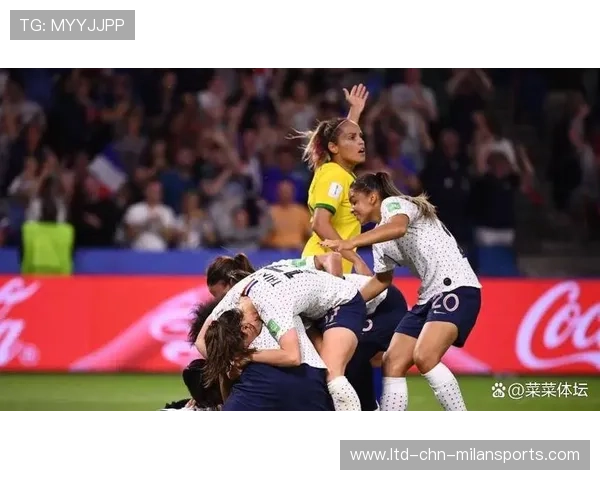 U17女足世界杯4强出炉！法国意大利意外出局，C组三强齐进半决赛，青春之光闪耀全球